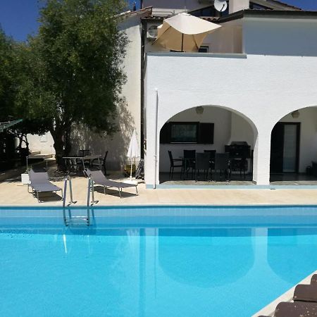 Ferienhaus Bozena Appartment 1 Vrsar Bagian luar foto