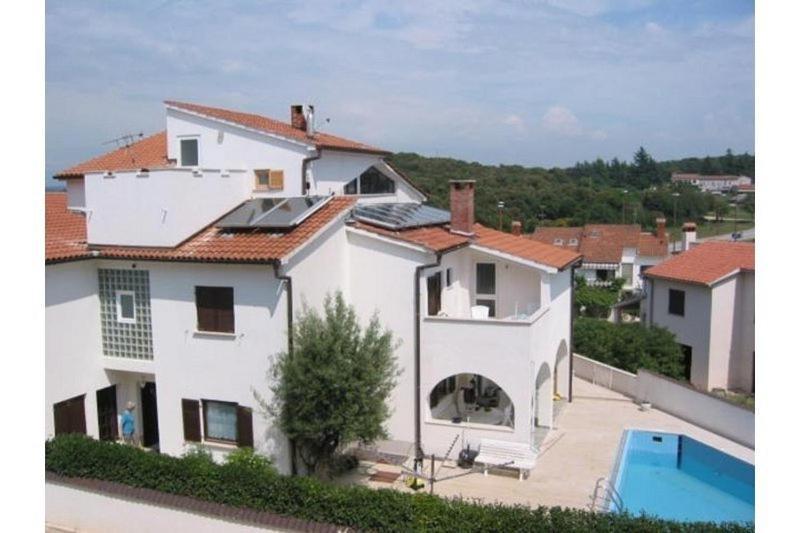 Ferienhaus Bozena Appartment 1 Vrsar Bagian luar foto