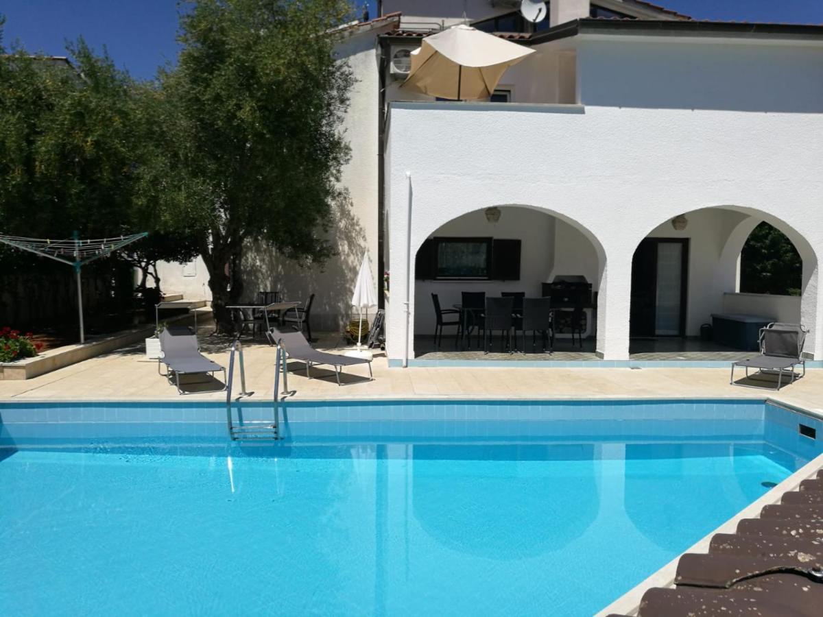 Ferienhaus Bozena Appartment 1 Vrsar Bagian luar foto